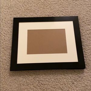 Black and white picture frame, 5x7 photo